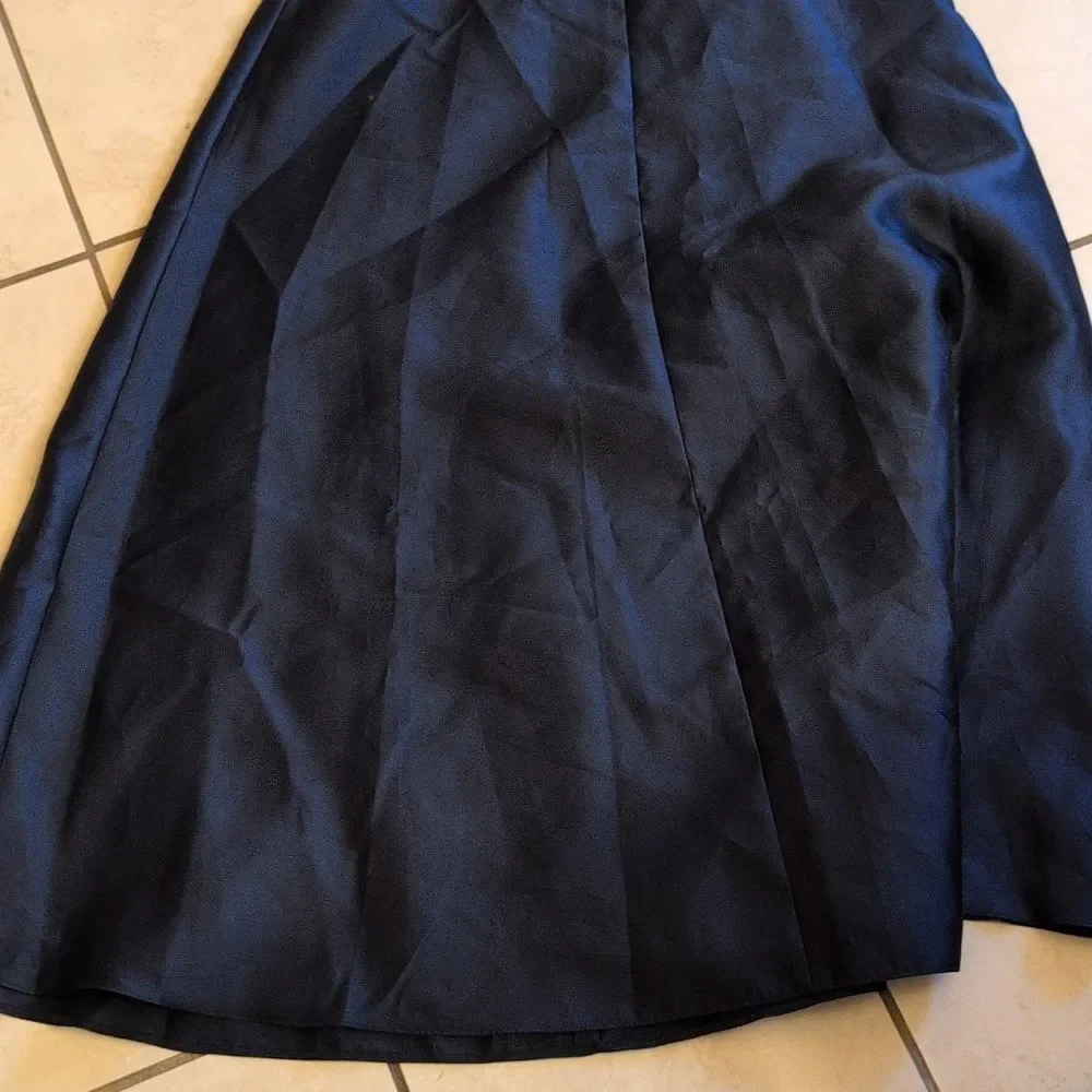 NWT Alfred Sung V-Neck Full Skirt Satin Maxi Dress Midnight Navy Blue Size 0 - Picture 3 of 13
